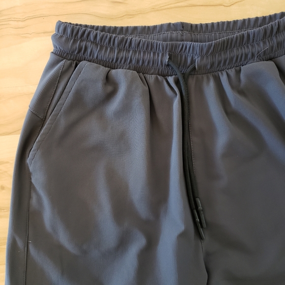 Zyia Slate Edge Charcoal Joggers size large - Picture 5 of 7